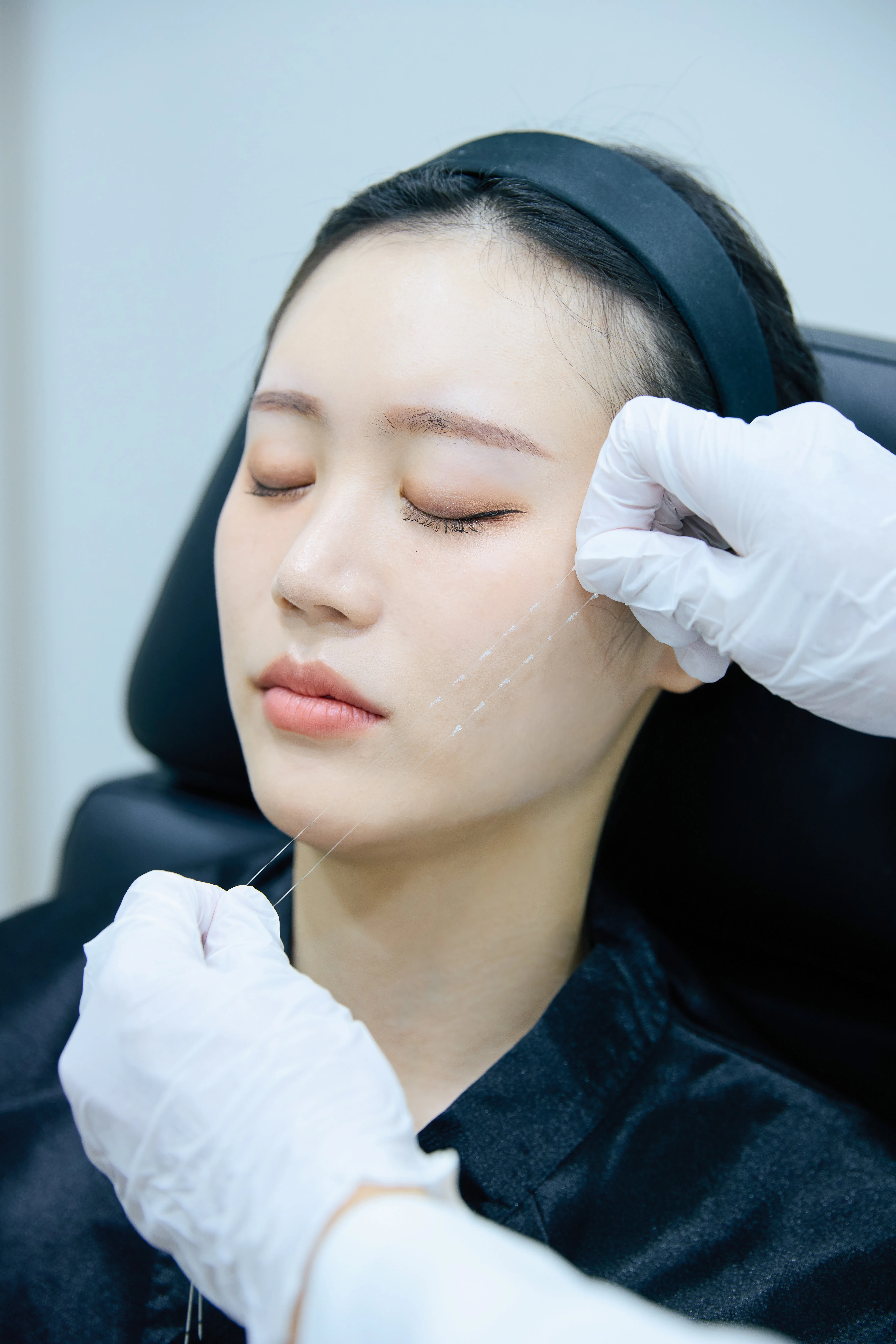 실루엣소프트-vs-압토스-얼굴-실리프팅-부작용-및-효과-비교-1.webp